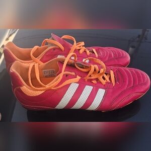 ADIDAS Hot Pink Fuchsia & Orange Soccer Cleats  RARE PREDATOR